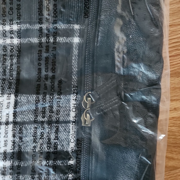 Holiday Black and White Plaid Weekender Bag, NWT! - Picture 12 of 12